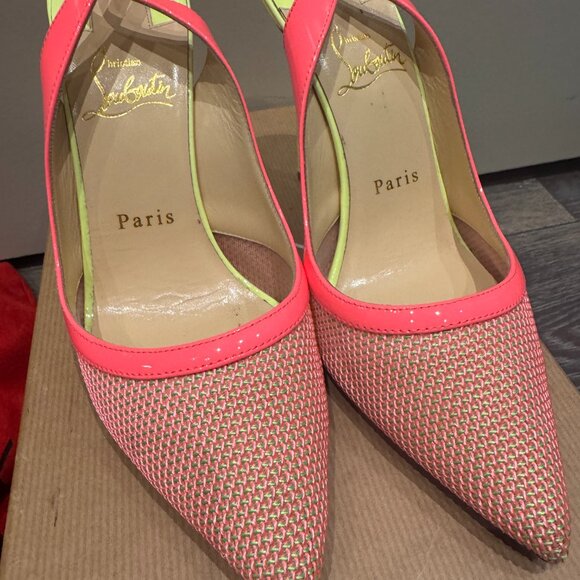 Christian Louboutin Miluna Sling 100 Neon Patent Leather- Trimmed Raffia Pumps - Picture 4 of 5